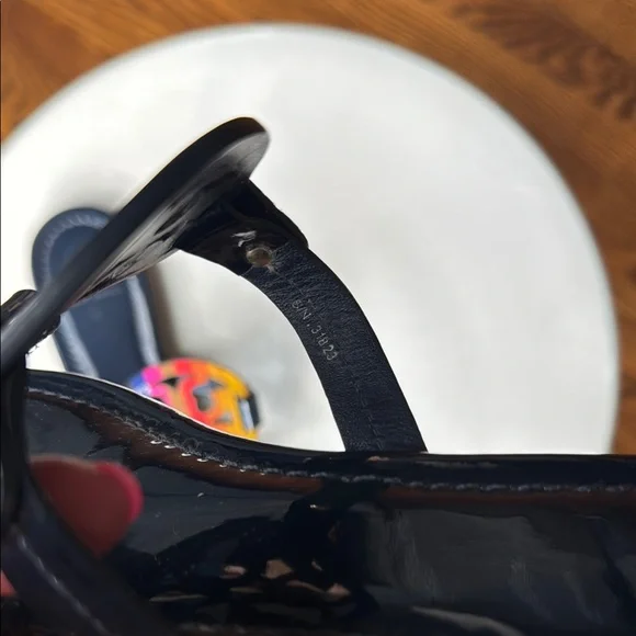 Tory Burch Navy Miller Sandals Multicolor  Logo Size 8.5 - Picture 5 of 13